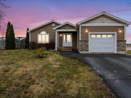 5 Tailfeather Court  North Kentville, NS B4N 0E6