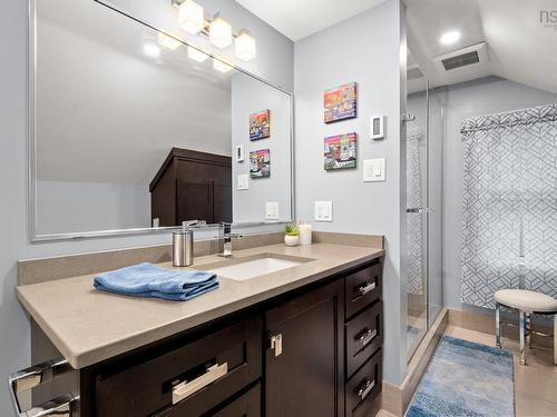 8 Eaton Avenue, Dartmouth, NS 