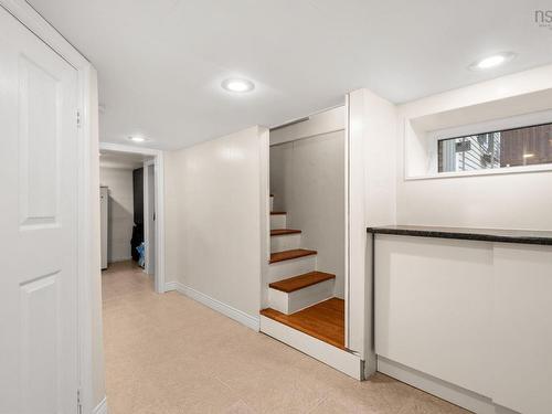 8 Eaton Avenue, Dartmouth, NS 