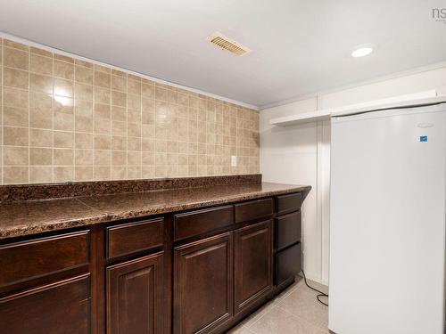 8 Eaton Avenue, Dartmouth, NS 