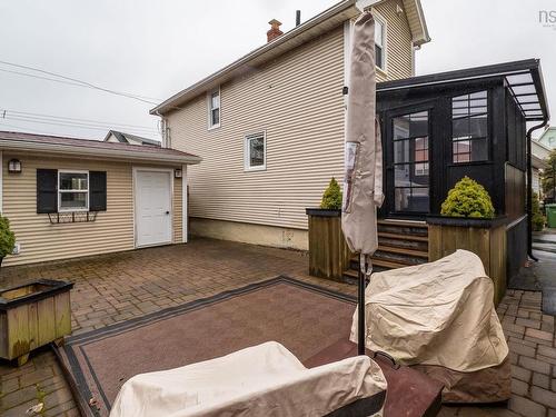 8 Eaton Avenue, Dartmouth, NS 