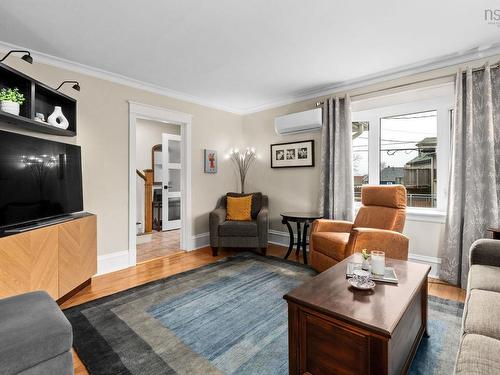 8 Eaton Avenue, Dartmouth, NS 