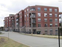 104 87 Pebblecreek Crescent Dartmouth, NS B2W 0J9