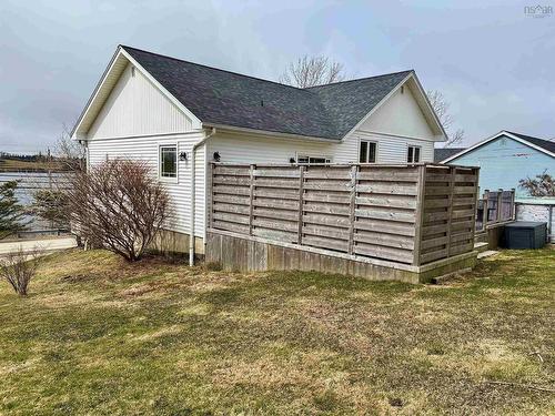 128 Highway 1, Dayton, NS 