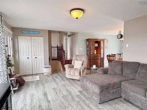 128 Highway 1, Dayton, NS 