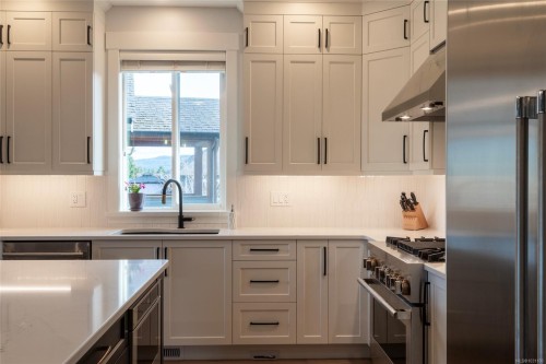 3432 Galveston Pl, Nanaimo, BC 