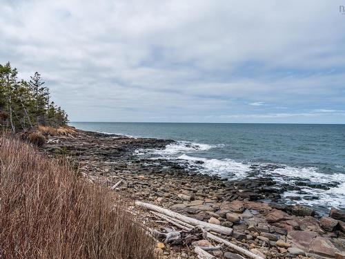 Shore Road, Litchfield, NS 