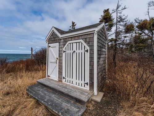 Shore Road, Litchfield, NS 