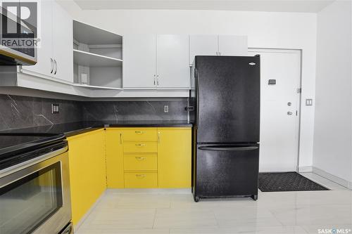 806 1867 Hamilton Street, Regina, SK - Indoor Photo Showing Kitchen