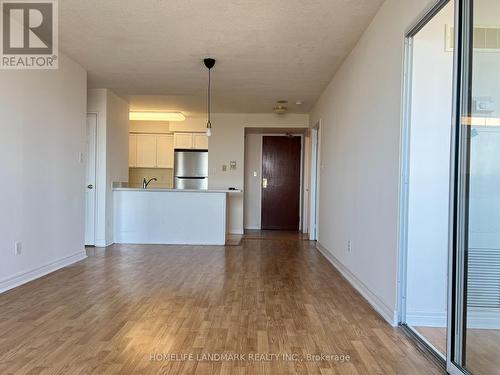 909 - 28 EMPRESS AVENUE  Toronto, ON M2N 6Z7