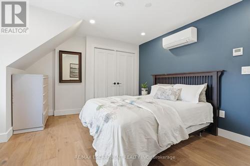 29 Pinewood Trail, Mississauga, ON - Indoor Photo Showing Bedroom