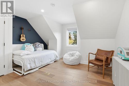 29 Pinewood Trail, Mississauga, ON - Indoor Photo Showing Bedroom