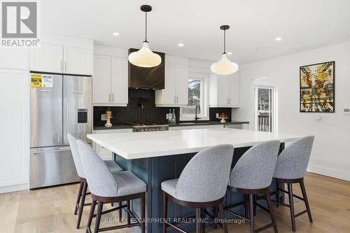 29 Pinewood Trail, Mississauga, ON - Indoor