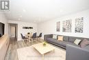33 Shadyside Avenue, Hamilton, ON  - Indoor Photo Showing Living Room 