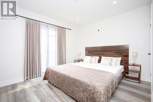 33 Shadyside Avenue, Hamilton, ON - Indoor Photo Showing Bedroom