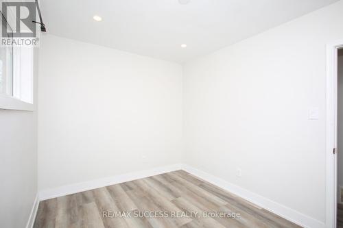 33 Shadyside Avenue, Hamilton, ON - Indoor Photo Showing Other Room
