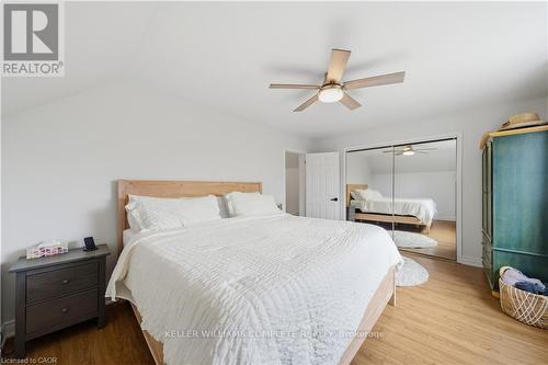 191 Bell Avenue, Hamilton, ON - Indoor Photo Showing Bedroom