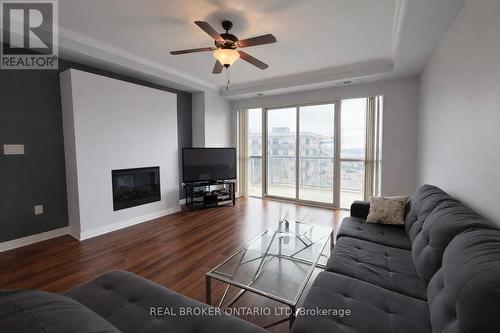 1102 - 1030 Coronation Drive, London North (North I), ON - Indoor Photo Showing Living Room With Fireplace