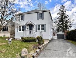 317 SUMMIT AVENUE  Ottawa, ON K1H 5Z9