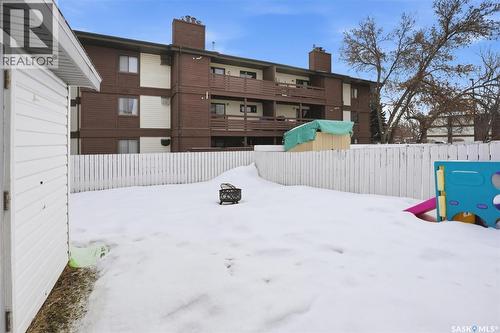 114 - 116 Barber Crescent, Saskatoon, SK - Outdoor