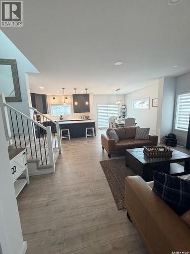 351 Aniskotaw Bend, Saskatoon, SK - Indoor Photo Showing Living Room