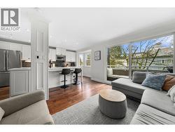 202 1106 W 11TH AVENUE  Vancouver, BC V6H 1K3