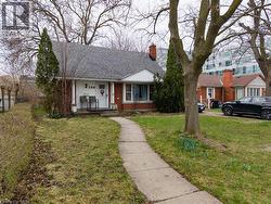 289 ALBERT Street  Waterloo, ON N2L 3T9