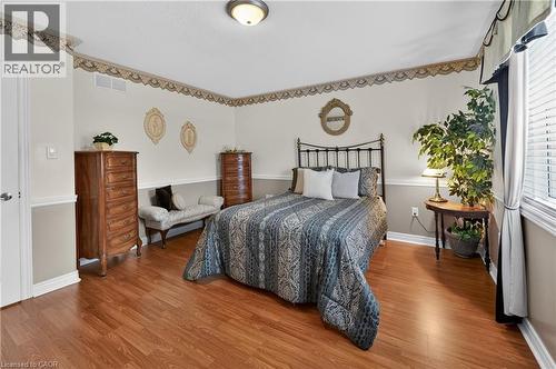 12 Courtney Crescent, Welland, ON - Indoor Photo Showing Bedroom