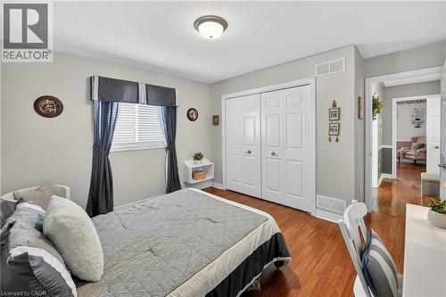 12 Courtney Crescent, Welland, ON - Indoor Photo Showing Bedroom