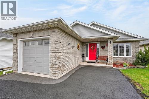 Porch - 12 Courtney Crescent, Welland, ON - Outdoor
