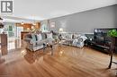 12 Courtney Crescent, Welland, ON  - Indoor Photo Showing Living Room 