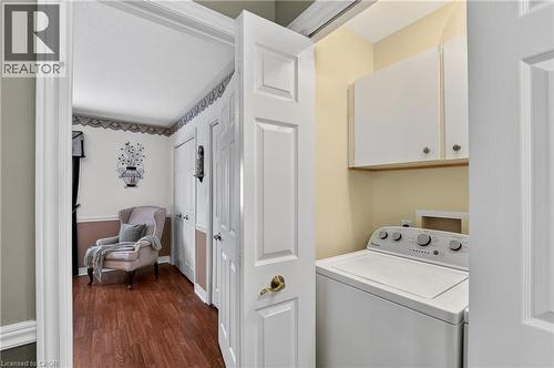 12 Courtney Crescent, Welland, ON - Indoor Photo Showing Laundry Room