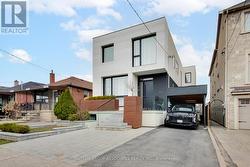 976 GLENCAIRN AVENUE Toronto, ON M6B 2A9