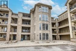 302 - 1411 WALKERS LINE  Burlington, ON L7M 4P5