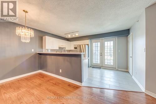 302 - 1411 Walkers Line, Burlington, ON - Indoor