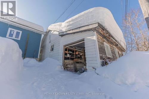 30 Pine Crescent, Kapuskasing, ON - Outdoor