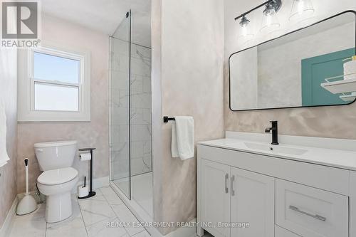 286 East 18Th Street, Hamilton, ON - Indoor Photo Showing Bathroom