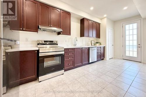 9525 Ninth Line, Markham, ON - Indoor Photo Showing Kitchen