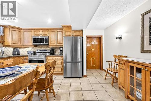 344 Enfield Road, Burlington, ON - Indoor Photo Showing Kitchen