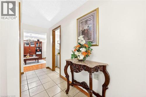 344 Enfield Road, Burlington, ON - Indoor