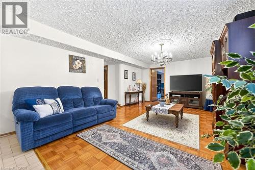 344 Enfield Road, Burlington, ON - Indoor Photo Showing Living Room
