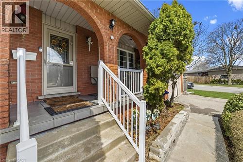 122 Greencedar Drive, Hamilton, ON - Outdoor