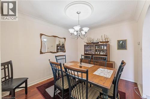 122 Greencedar Drive, Hamilton, ON - Indoor Photo Showing Dining Room
