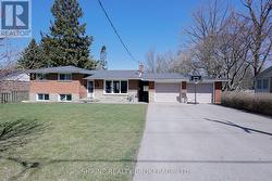 670 VICTORIA STREET London East (East C), ON N5Y 4C1