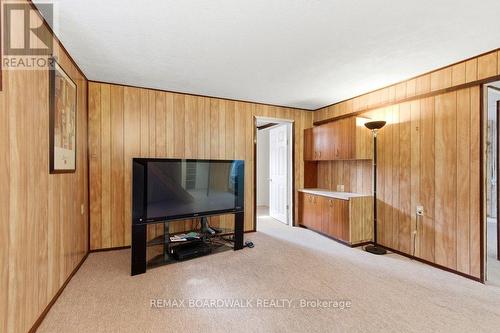 1274 Maitland Avenue, Ottawa, ON - Indoor Photo Showing Other Room