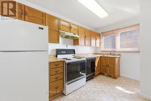 1274 Maitland Avenue, Ottawa, ON - Indoor Photo Showing Kitchen