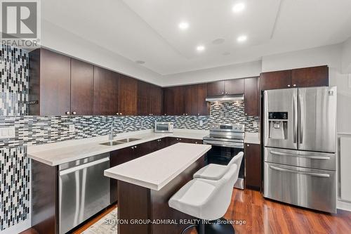 2513 - 155 Legion Road N, Toronto, ON - Indoor Photo Showing Kitchen With Double Sink With Upgraded Kitchen
