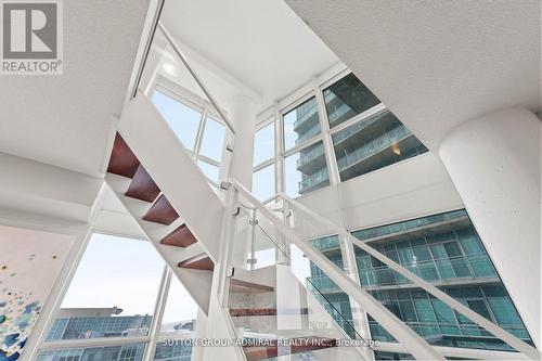 2513 - 155 Legion Road N, Toronto, ON - Indoor Photo Showing Other Room
