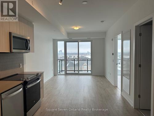 605 - 770 Whitlock Avenue, Milton, ON - Indoor Photo Showing Kitchen