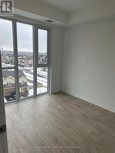 605 - 770 Whitlock Avenue, Milton, ON - Indoor Photo Showing Other Room